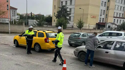 Malatya’da Okul Çevrelerinde Sıkı Denetim: 6 Bin 848 Kişi Sorgulandı