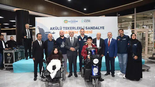 Malatya’da 80 Engelli Bireye Akülü Tekerlekli Sandalye Desteği