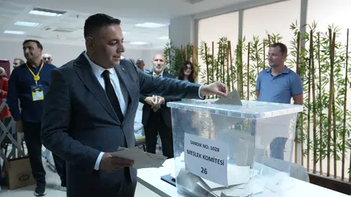 Başkan Sadıkoğlu'nun Listesi Mecliste Çoğunluğu Kazandı