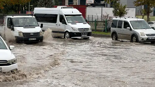 Malatya’da Sağanak Yağış Hayatı Olumsuz Etkiledi.!