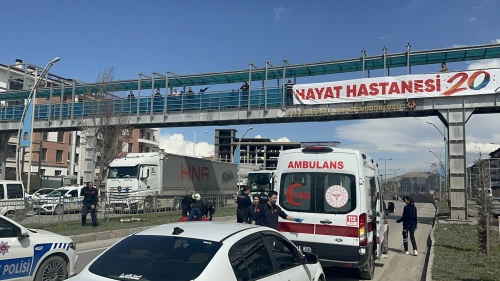 Malatya’da bir saat arayla iki ayrı intihar girişimi: Polis ikna etti