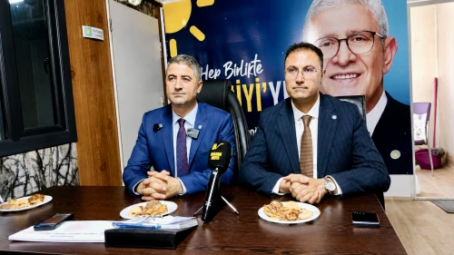 İYİ Parti Malatya Teşkilatında Serdar Yıldız Dönemi Rozet Takma Töreniyle Başladı