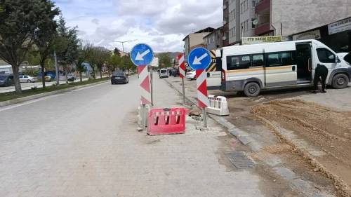 D-300 Karayolunda Menfez Çilesi: 5 Aydır Bitmeyen Çalışma Tehlike Saçıyor