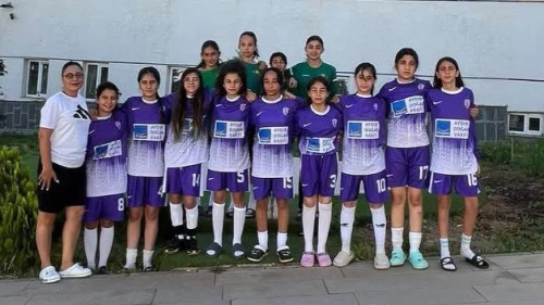 Malatya'nın Yıldız Kızları, Grup Şampiyonluğunu İlan Etti