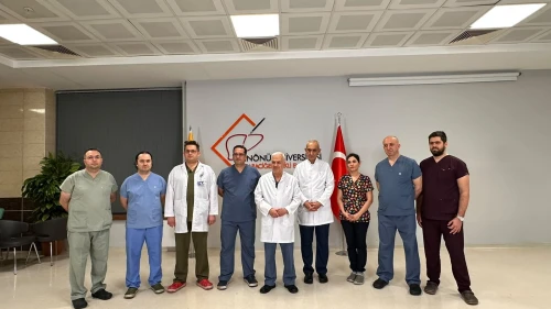 Malatya'da Dünya Tıp Tarihi: 8'li Çapraz Karaciğer Nakli Başarıldı