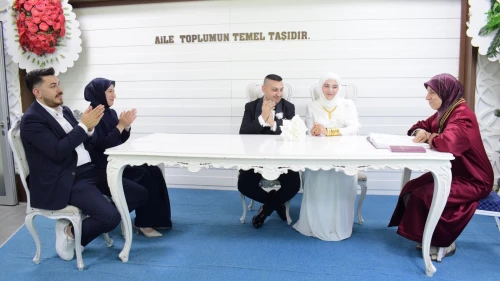 Unutulmaz Bir Gün Olması İçin Aynı Tarihi Seçtiler