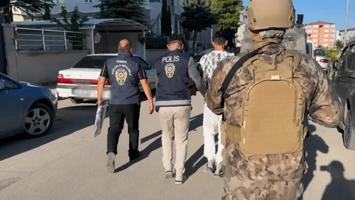 20 İlde Siber Suçlulara Operasyon: Polis Ekipleri 193 Kişiyi Yakaladı