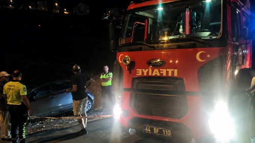İtfaiye Ekipleri Otomobili Kanala Düşmekten Son Anda Kurtardı!