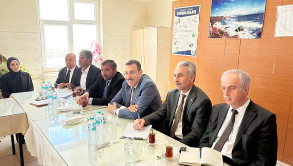 Milletvekili Bülent Tüfenkci Arguvan’da Konuştu: “Hizmet Bizim İşimiz, Gönüllere Girmek Vazifemiz”