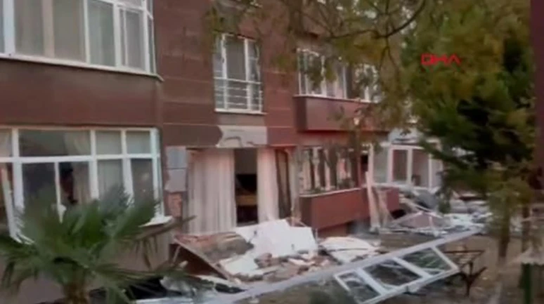İstanbul'da meydana gelen 14 katlı binadaki patlama sonrası birçok kişi yaralandı.