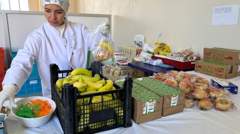 Arguvanlı öğrencilere sağlıklı beslenme desteği devam ediyor