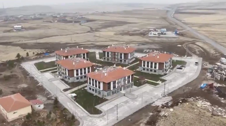 Arguvan'da Beklenen Gün: 57 Konutun Anahtar Teslimi Başladı