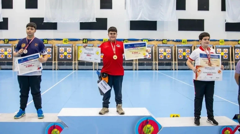 Malatya'nın Altın Oku: Utkan Demirci Türkiye Şampiyonu Oldu