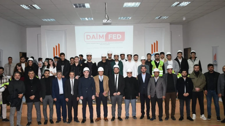 Esen: “Yıkılan Binaların Yüzde 95’i Eski Yapılar, Dönüşüm Gecikiyor”