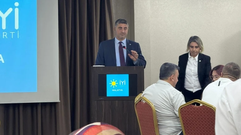 İYİ Parti Malatya İl Başkanlığı’nda Görev Değişimi