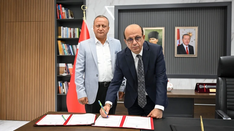 Başkan İlhan GEÇİT Özalper Mahallesine İnşa Edilecek Taziye Evinin Protokolünü İmzaladı