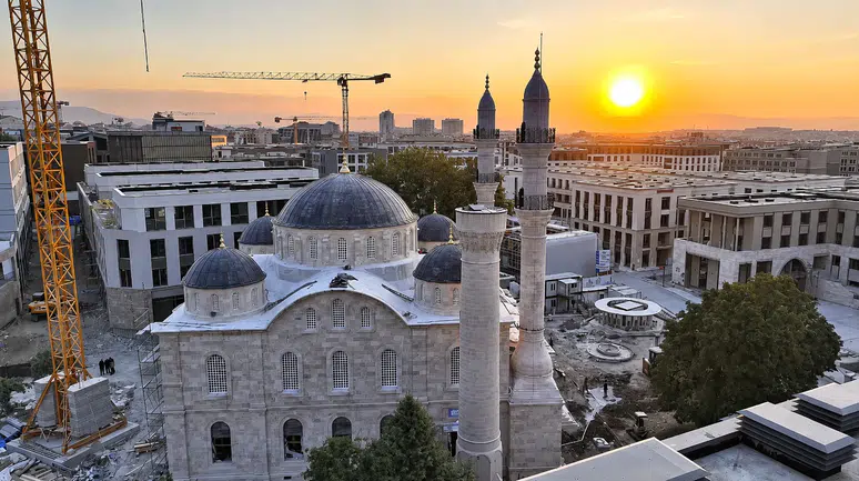 Malatya'nın Tarihi 'Teze Cami'si Yeniden Yükseliyor!