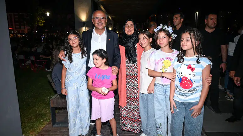 "Vatandaşımızın Yüzü Gülünce Bizim de Yüzümüz Gülüyor"