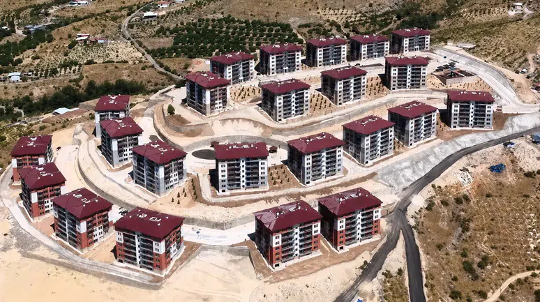 Yeşilyurt Konak'ta 512 Deprem Konutunun Teslimi Başlıyor