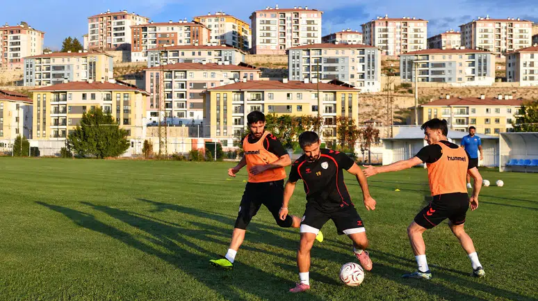 Yeşilyurtspor'un Gözdesi: Dörtte Dört Galibiyet Hedefi