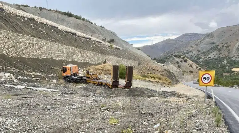 Doğanşehir'de İki Ayrı Kazada: 4 Kişi Yaralandı