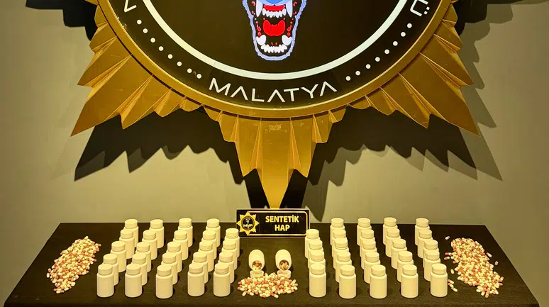 Malatya'da Narkotik Operasyonu: 2 Bin 920 Sentetik Hap