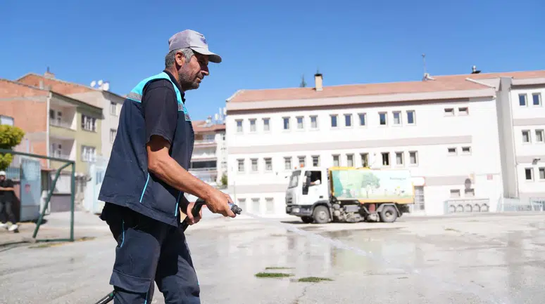 Battalgazi Belediyesi'nden Okul Öncesi Kapsamlı Temizlik