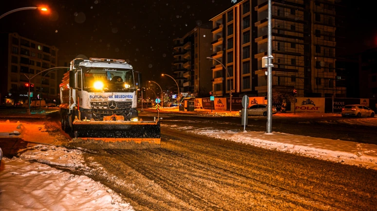 Malatya’da Kar Seferberliği: Yaylada Mahsur Kalan 7 Kişi Kurtarıldı