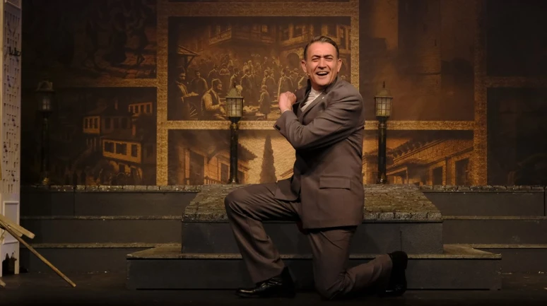 İzmir Devlet Tiyatrosu Malatya’da: "Rüstemoğlu Cemal" Sahne Alıyor