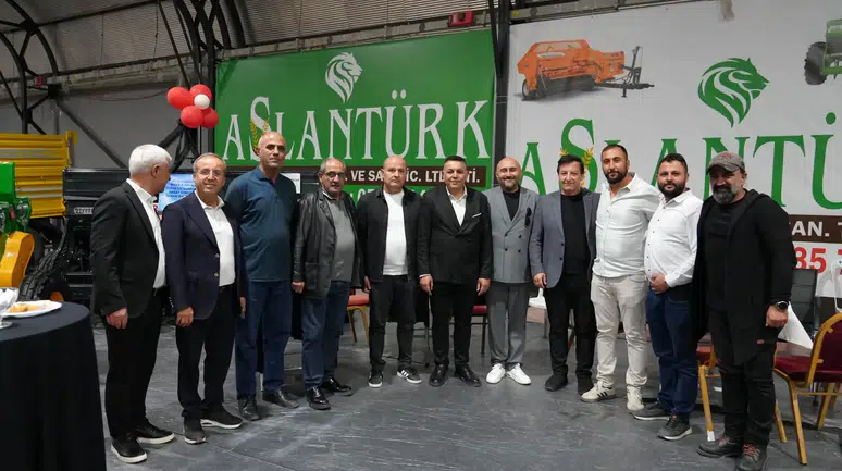 Sadıkoğlu Tarım Fuarında Sektör Temsilcileriyle Buluştu