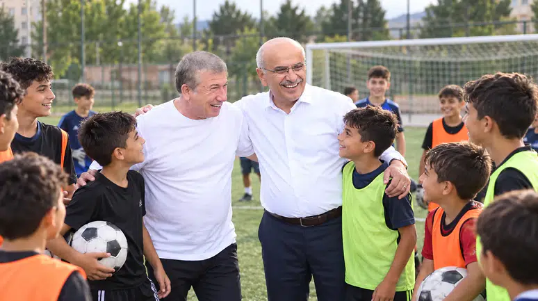 Malatya'da Tanju Çolak Futbol Akademisi Hayata Geçiyor