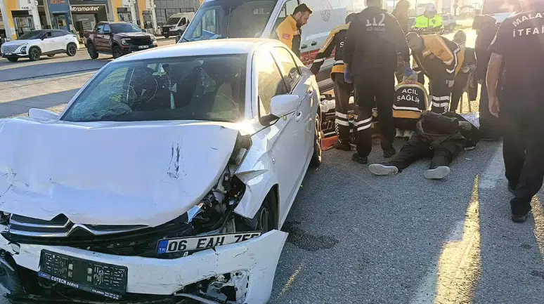Malatya-Kayseri Yolunda Trafik Kazası: 6 Yaralı..!