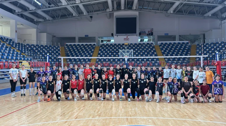 Türkiye Voleybol Federasyonu Altyapı Kız Milli Takımı sporcu taramaları Malatya’da gerçekleştirildi