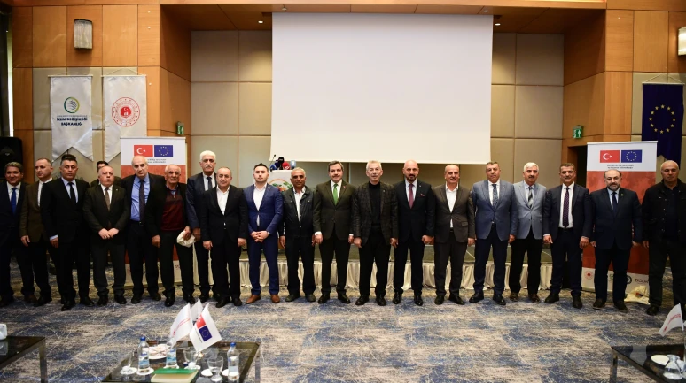 1.000 çiftçiye akıllı tarım eğitimi ve 50 model bahçe!