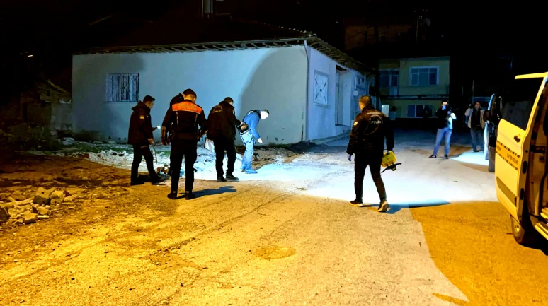 Parkta meydana gelen silahlı kavgada bir kişi yaralandı