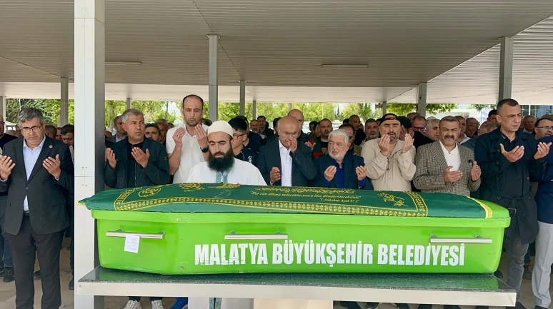 Gazeteci Berkman Dulcan'ın Babası Son Yolculuğuna Uğurlandı