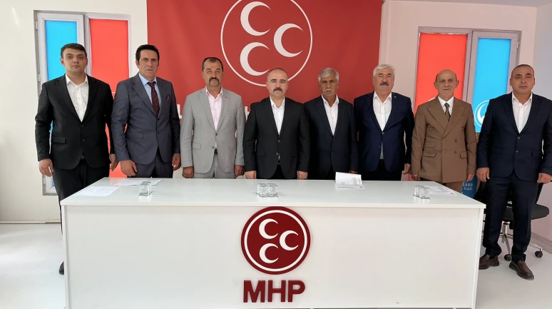 MHP Malatya İlçe Teşkilatlarında Bayrak Değişimi Resmileşti