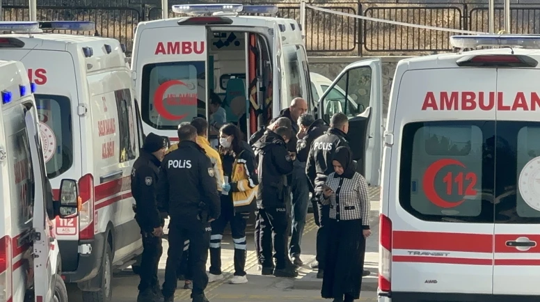 Okulda gıda zehirlenmesi şüphesi: 10 öğrenci hastaneye kaldırıldı