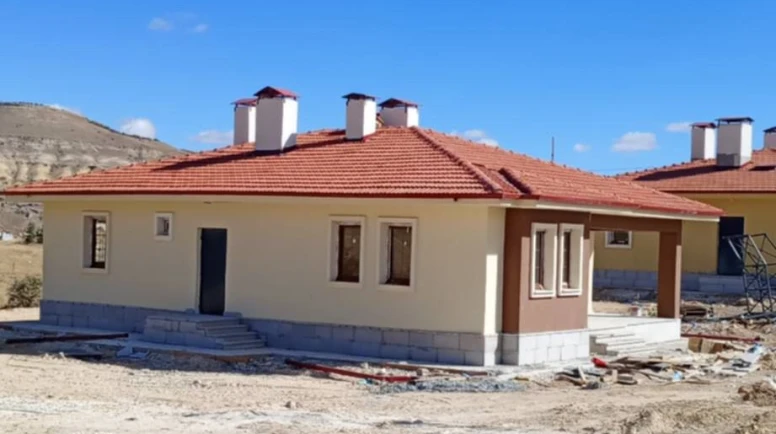 Darende'de 2 Yıllık Kriz Bitti: Ağılbaşı'nda Köy Evleri Teslim Ediliyor