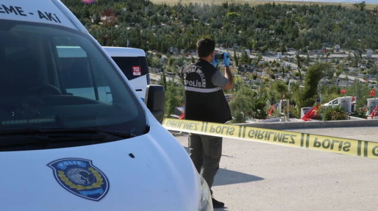 Malatya Şehir Mezarlığında Kavga 1 Ölü 2 Yaralı