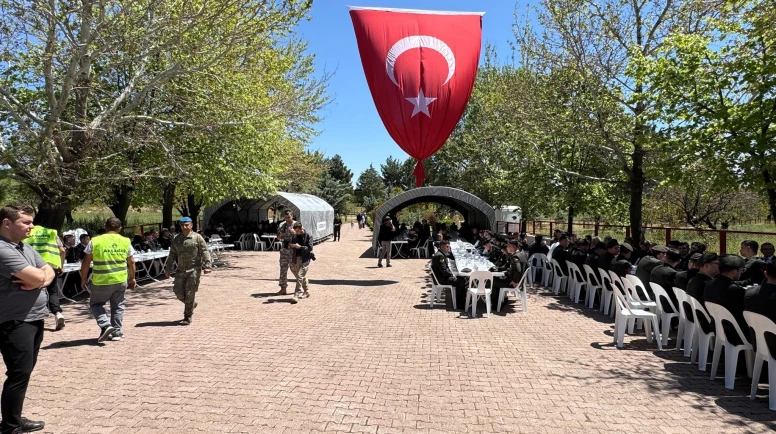 Malatya'da 34 Şehit İçin Unutulmaz Anma Töreni Düzenlendi