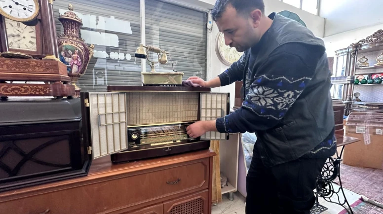 Malatya’da Antika Radyo Tutkusu Meslek Değiştirtdi