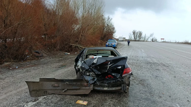 Malatya Sürgü’de Kaza: Otomobil Kontrolden Çıktı, 5 Yaralı