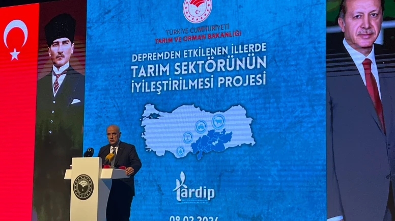 Malatya’dan Bakan Yumaklı’ya Anlamlı Hediye: Organik Yün Yorgan