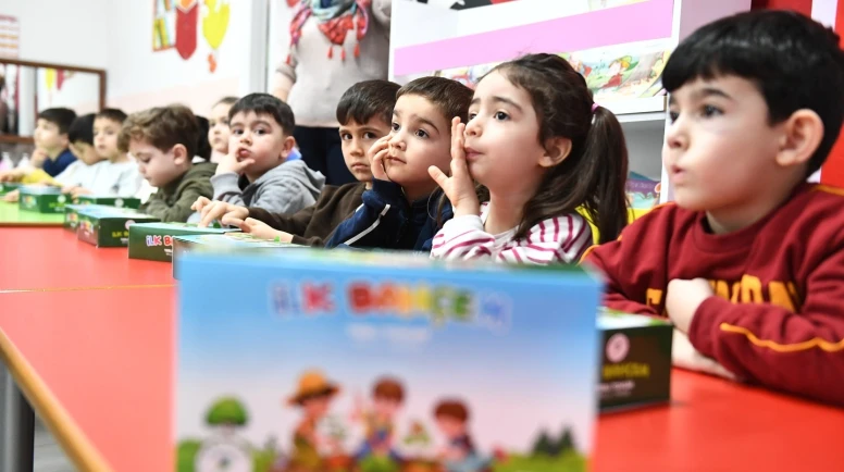 Yeşilyurt’ta Minik Eller Toprakla Buluştu: Yerli Tohum Etkinliği