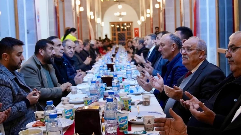 Darende’de Tarihi Bedestende Birlik ve Beraberlik İftarı