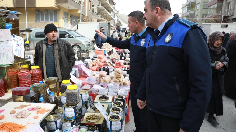 Battalgazi’de Pazar Denetimi: Zabıtadan Etiket ve Hijyen Kontrolü