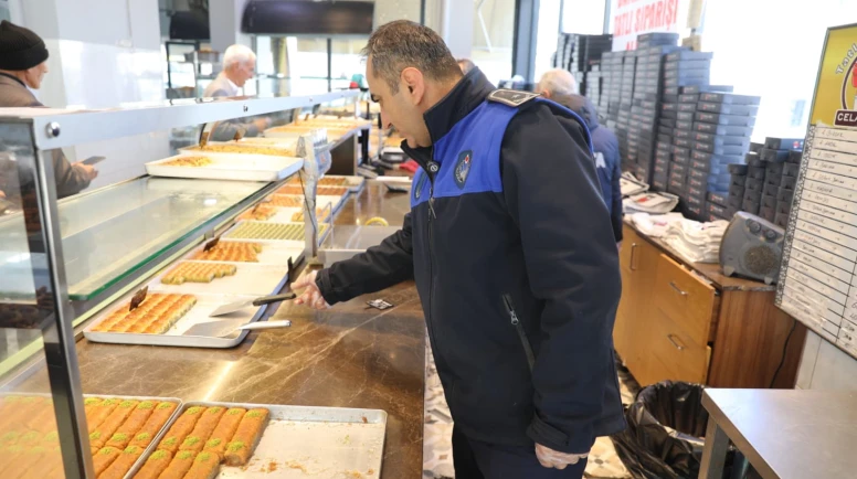 Battalgazi’de bayram öncesi sıkı denetim: Zabıta sahadaki mesaisini artırdı!