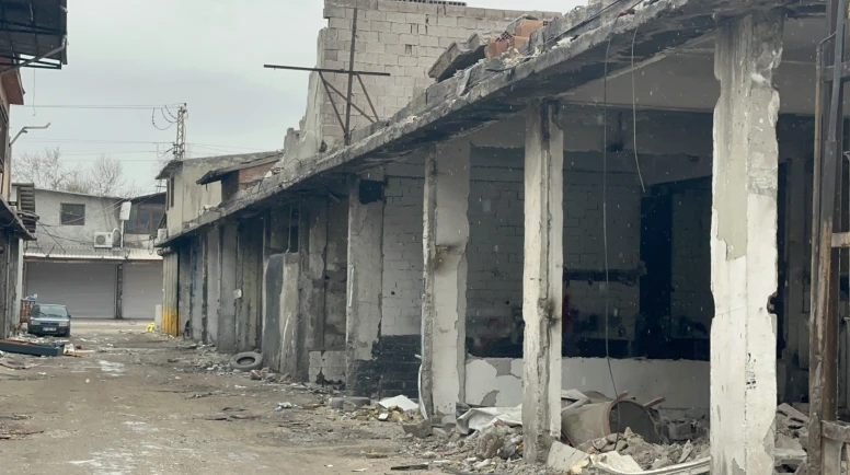 Malatya Küçük Sanayi Sitesi’nde elektrikler kesildi, gerginlik yaşandı: Yıkım çalışmaları başladı!