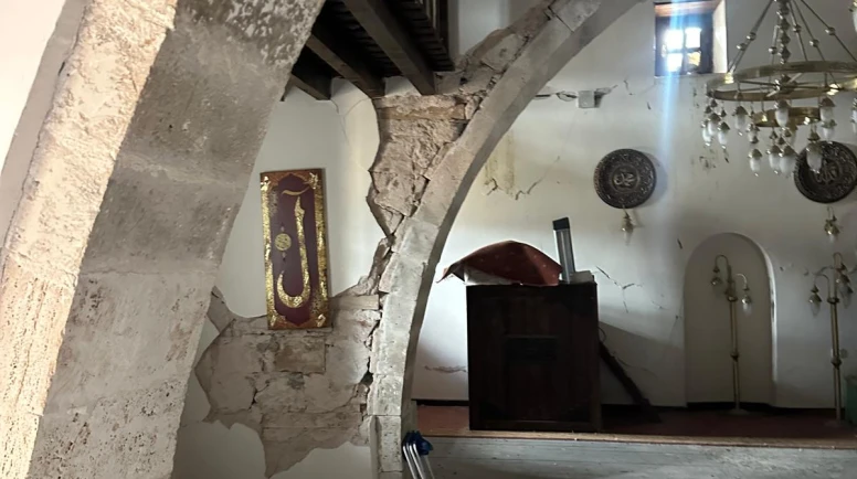 Yeşilyurt’un 3 asırlık mirası yok oluyor: Hacı Bekir Camii kurtarılmayı bekliyor!